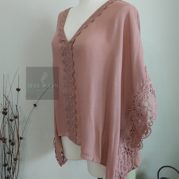 🆕FREYA- Blush Pink Boho Flowy Oversized Blouse w/Lace Detail - Picture 10 of 16